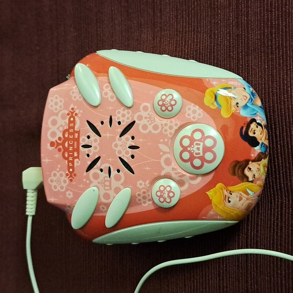 Disney Princess FM Radio with Headset Microphone & Amplifier. - Picture 2 of 8